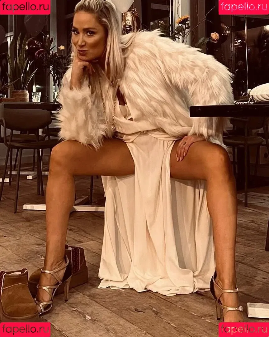 Janine Kunze Onlyfans Photo Gallery 