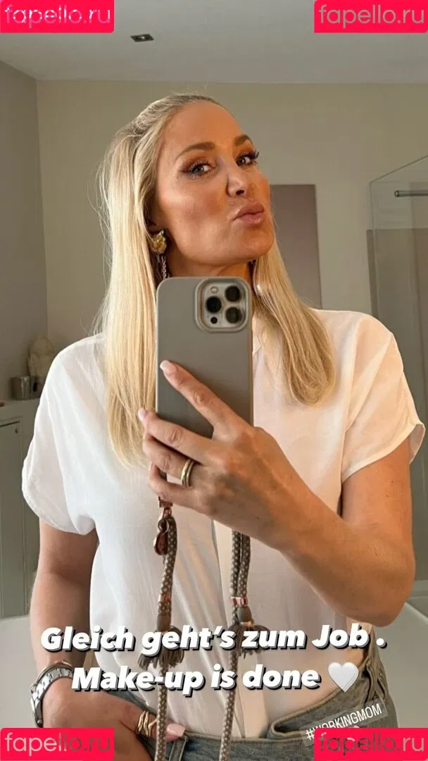 Janine Kunze Onlyfans Photo Gallery 