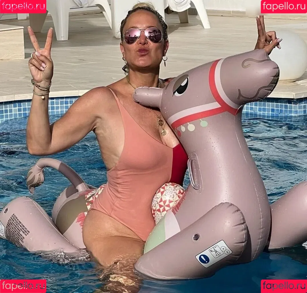 Janine Kunze Onlyfans Photo Gallery 