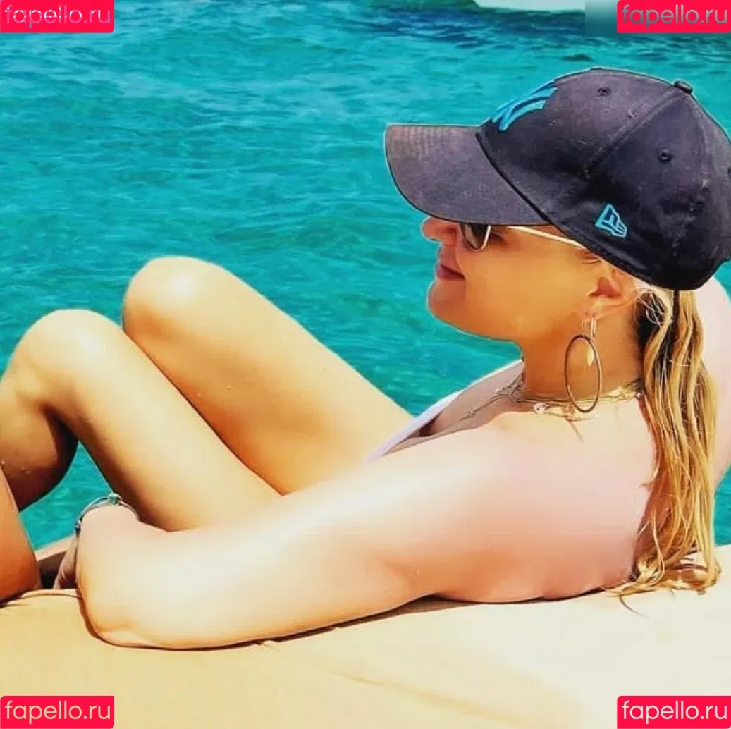 Janine Kunze Onlyfans Photo Gallery 