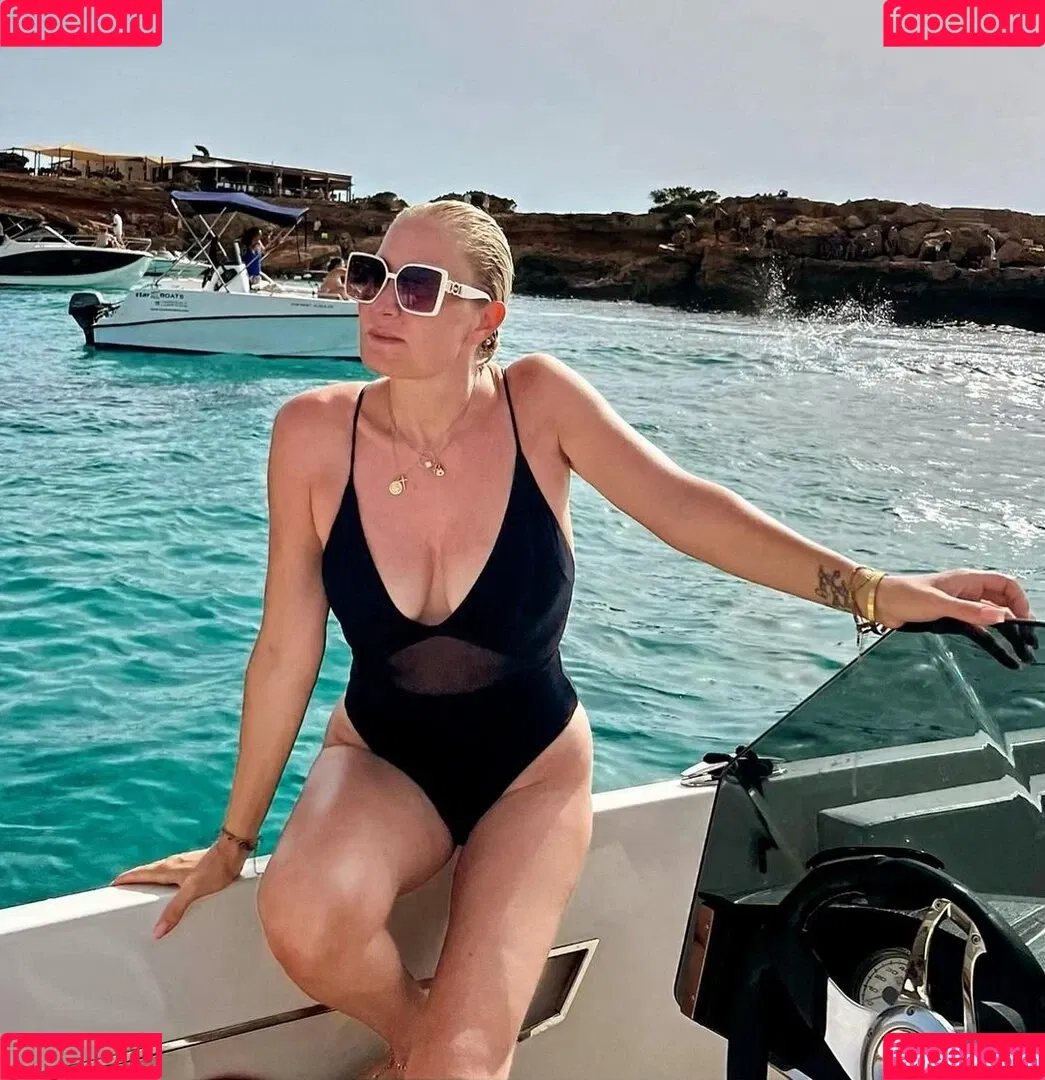 Janine Kunze Onlyfans Photo Gallery 