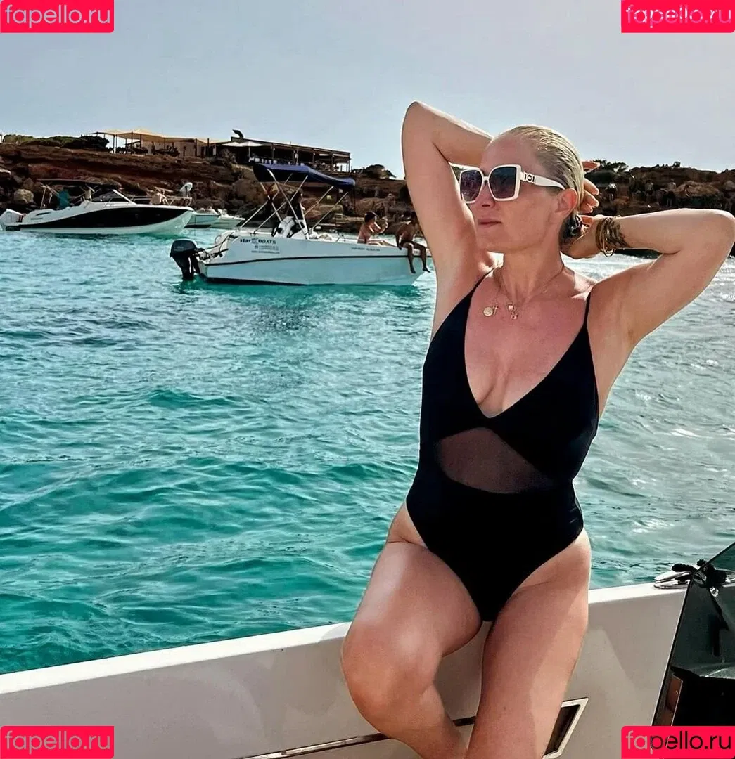 Janine Kunze Onlyfans Photo Gallery 