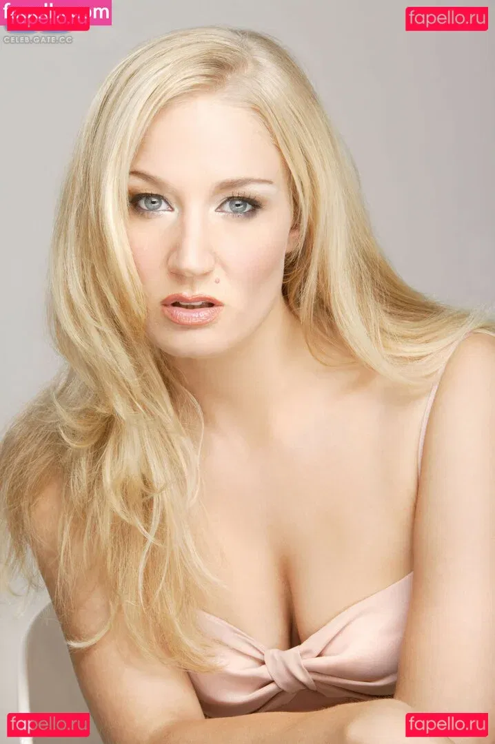 Janine Kunze Onlyfans Photo Gallery 