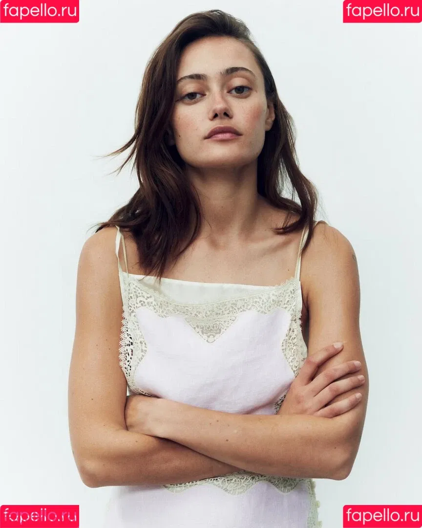 Ella Purnell Fake Onlyfans Photo Gallery 