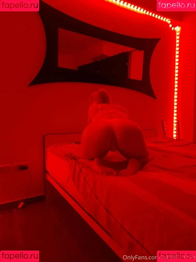 iaraailen2 Onlyfans Photo Gallery 