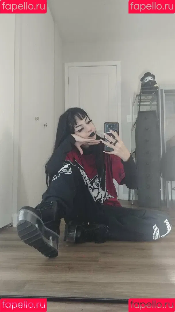Tricksterkarkat Onlyfans Photo Gallery 