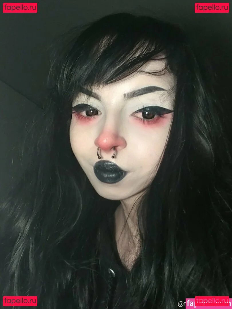 Tricksterkarkat Onlyfans Photo Gallery 