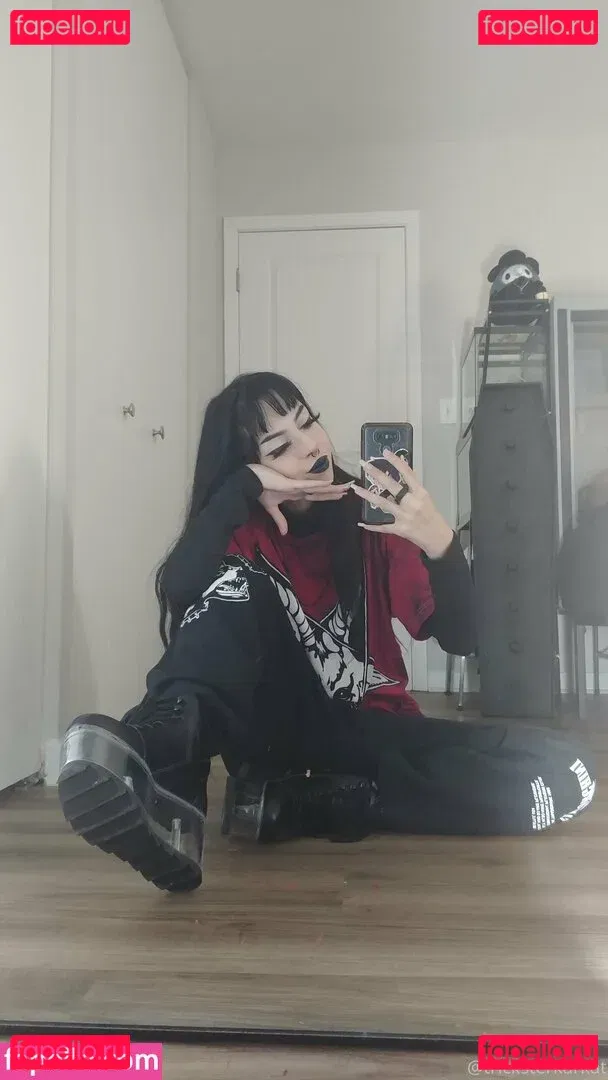 Tricksterkarkat Onlyfans Photo Gallery 