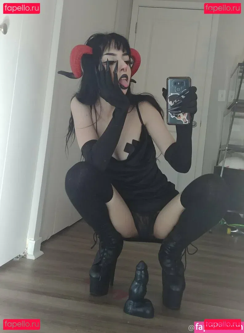 Tricksterkarkat Onlyfans Photo Gallery 