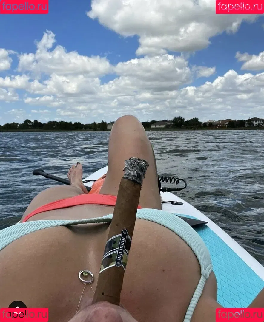 I.heart.cigars Onlyfans Photo Gallery 
