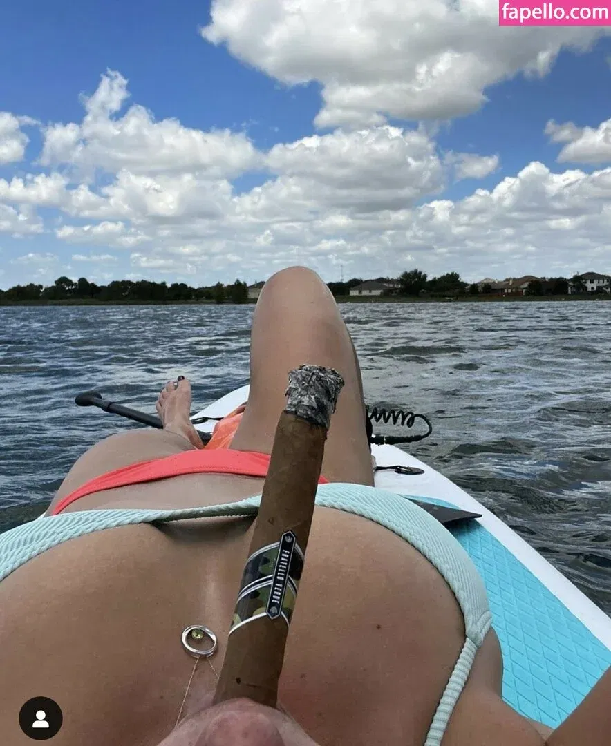 I.heart.cigars Onlyfans Photo Gallery 