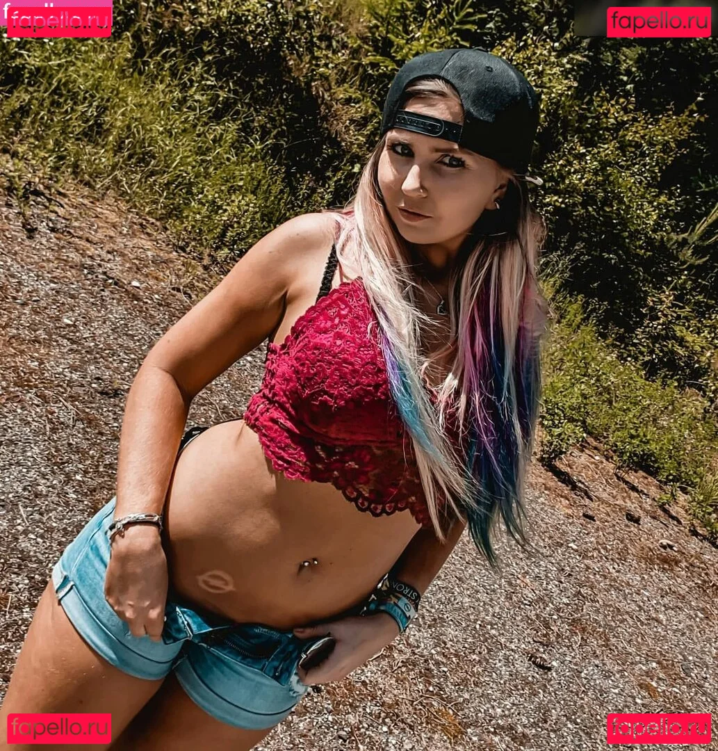 Nicole Miss.opel Onlyfans Photo Gallery 