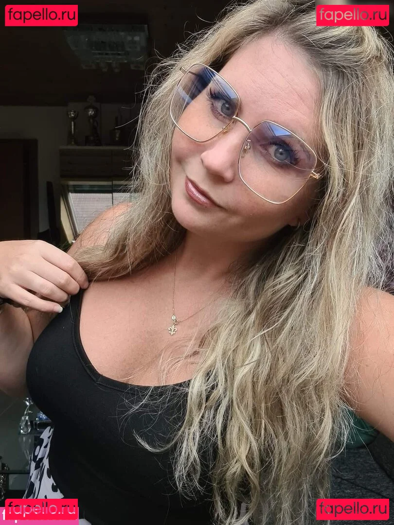 Nicole Miss.opel Onlyfans Photo Gallery 