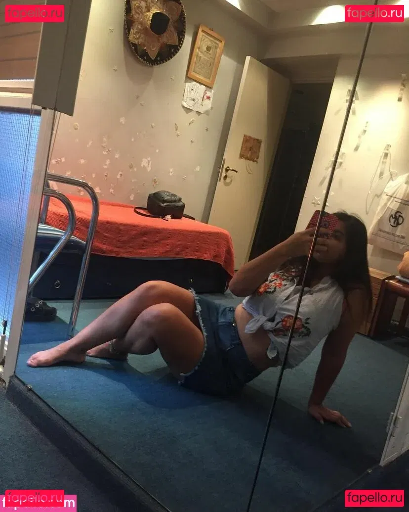 claraaguilar Onlyfans Photo Gallery 