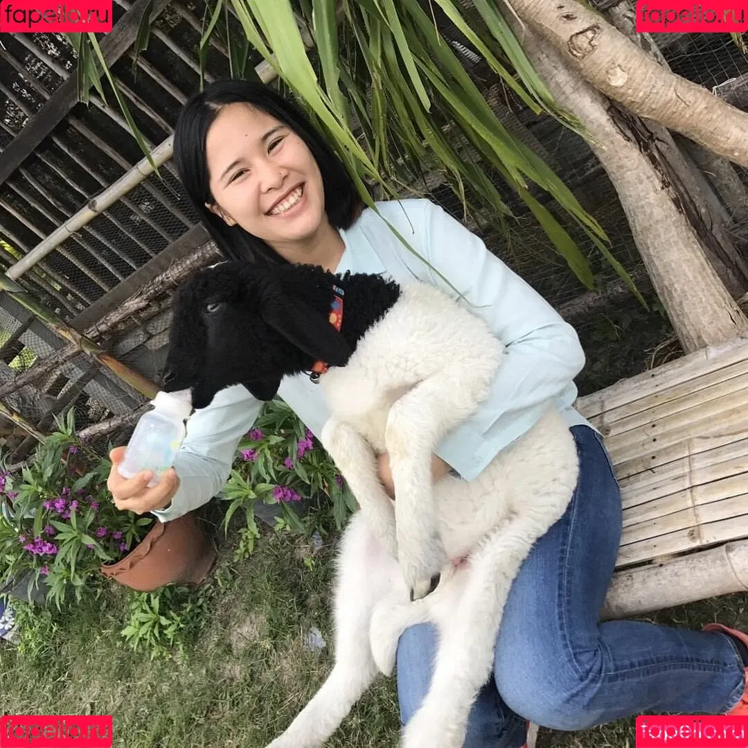 saw_saowapak Onlyfans Photo Gallery 