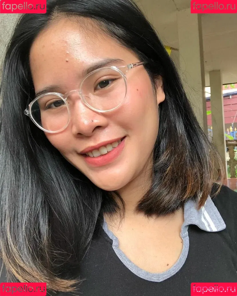 saw_saowapak Onlyfans Photo Gallery 