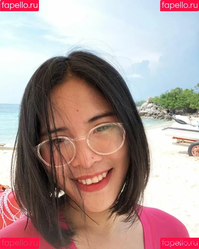 saw_saowapak Onlyfans Photo Gallery 