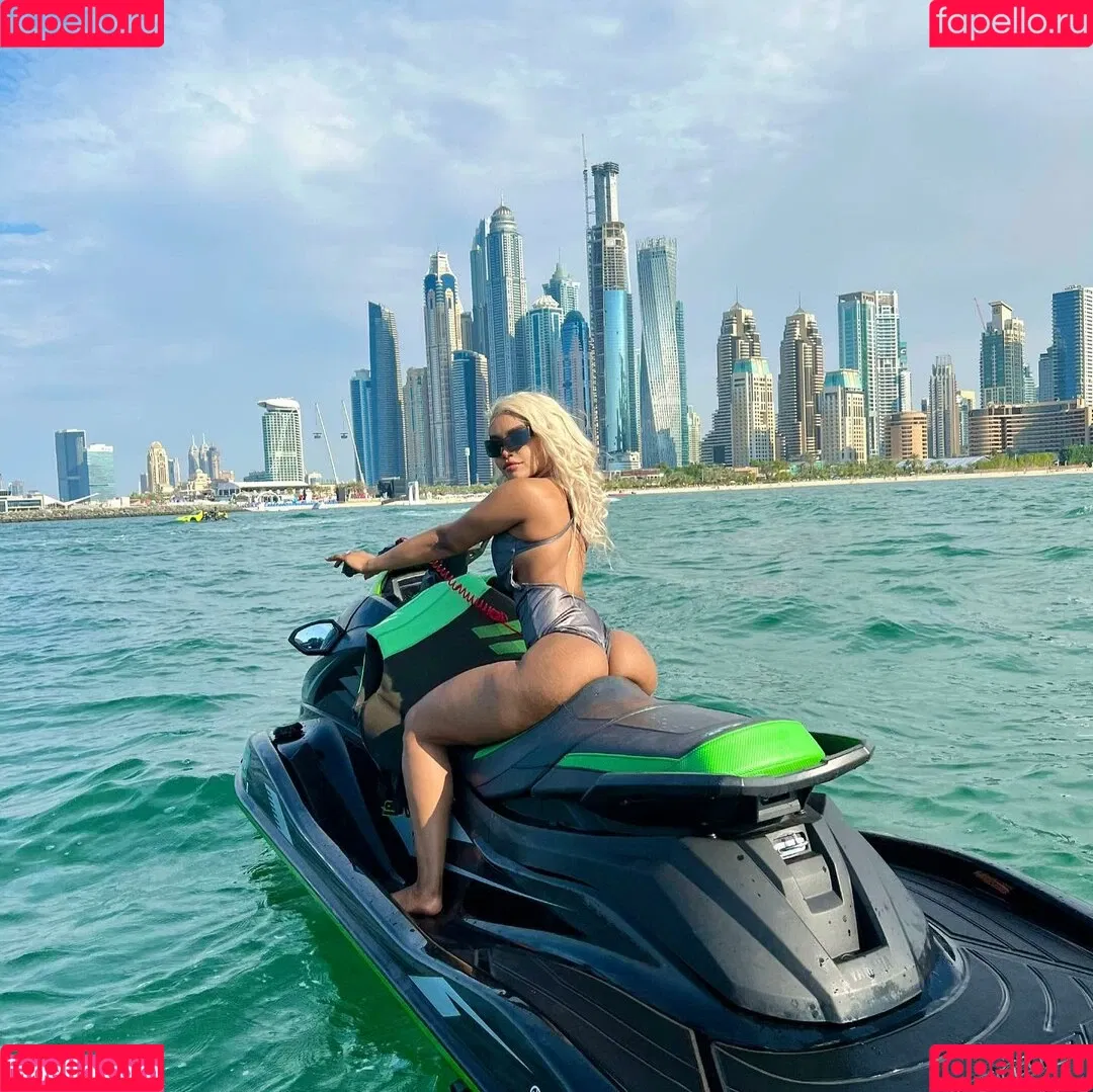 Thurriaa Onlyfans Photo Gallery 