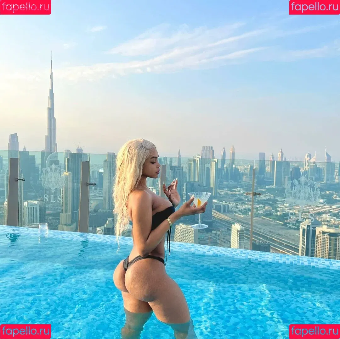 Thurriaa Onlyfans Photo Gallery 