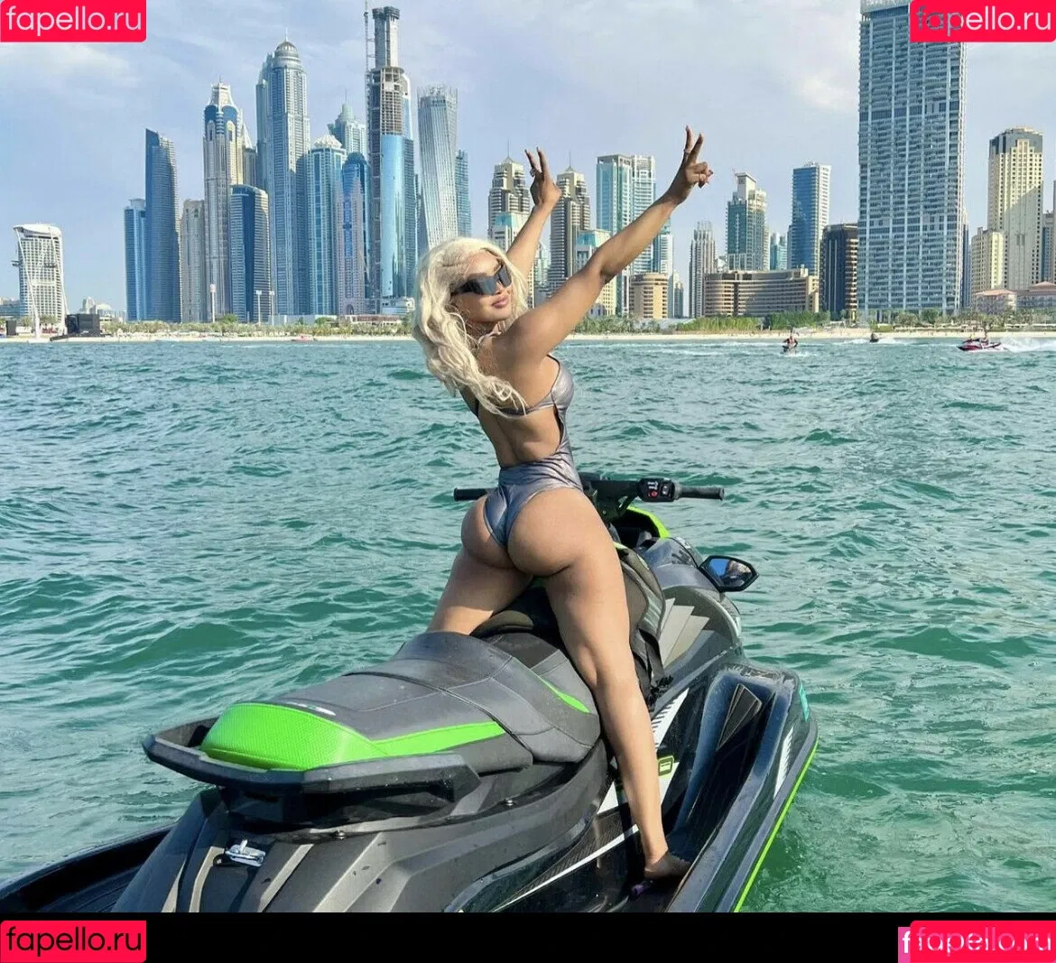 Thurriaa Onlyfans Photo Gallery 