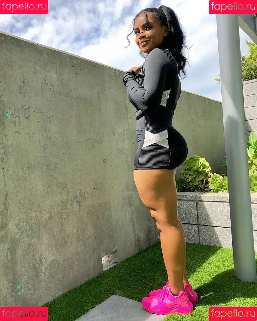Thurriaa Onlyfans Photo Gallery 