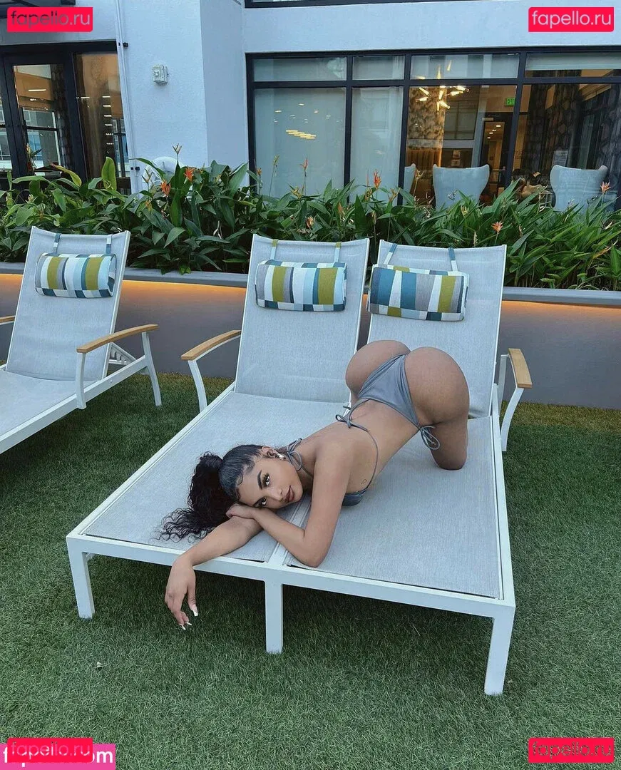 Thurriaa Onlyfans Photo Gallery 