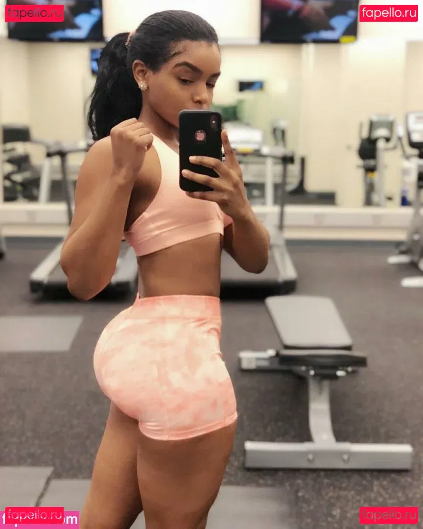 Thurriaa Onlyfans Photo Gallery 