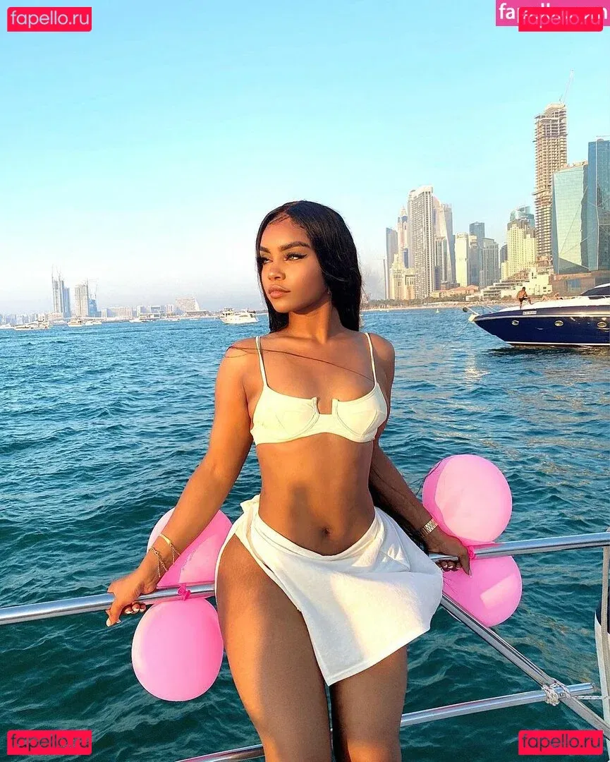 Thurriaa Onlyfans Photo Gallery 