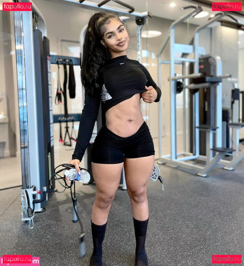 Thurriaa Onlyfans Photo Gallery 