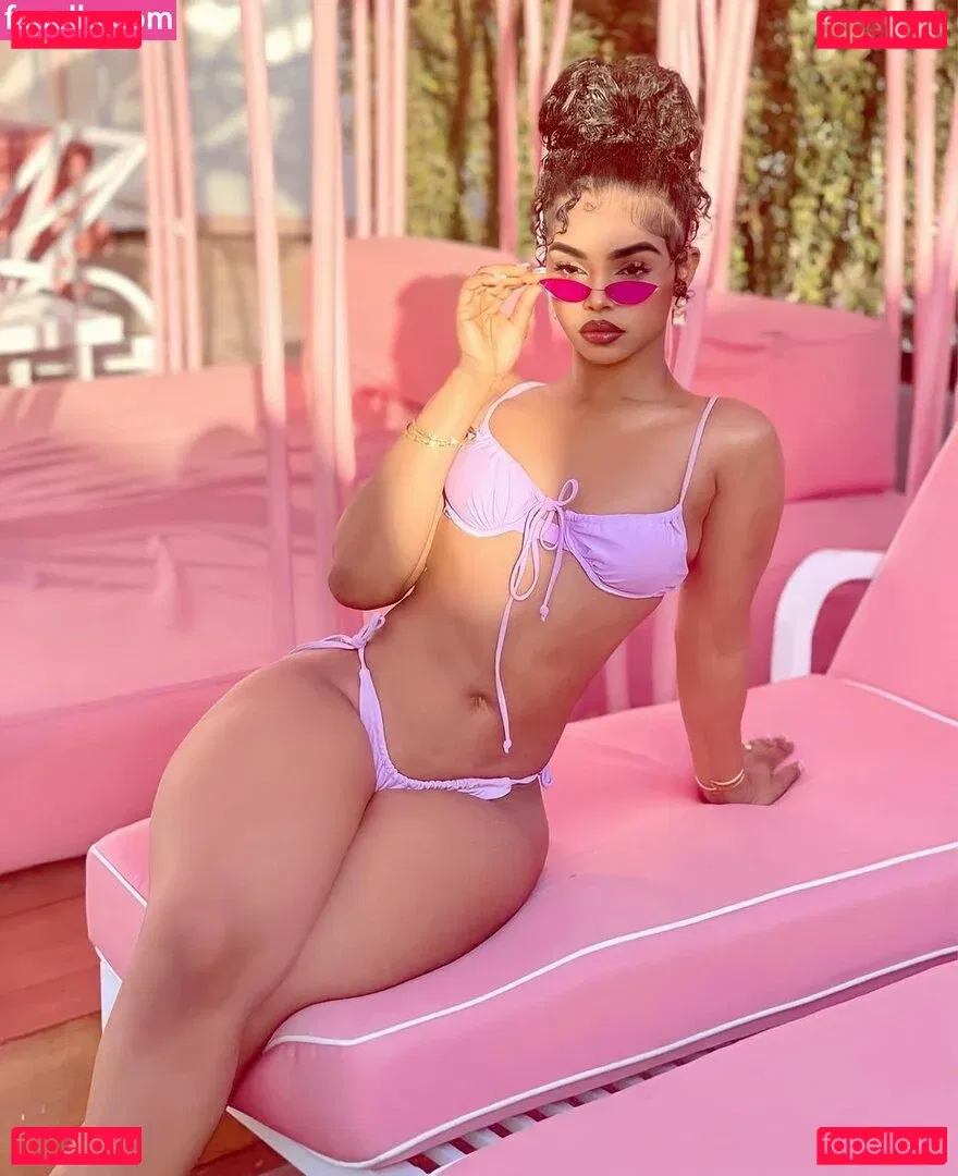 Thurriaa Onlyfans Photo Gallery 