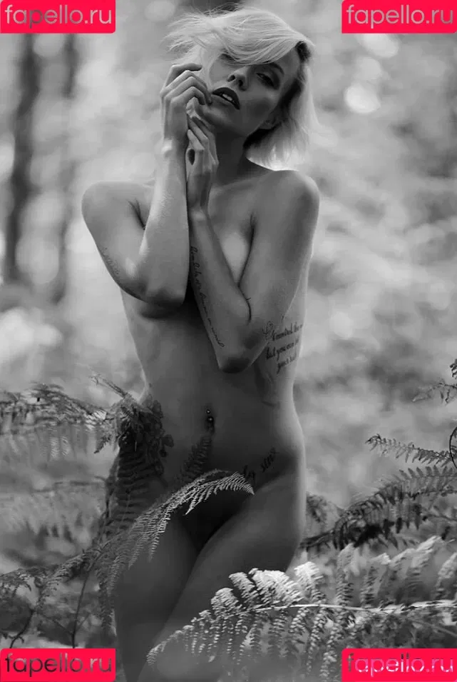 Miri Be Onlyfans Photo Gallery 
