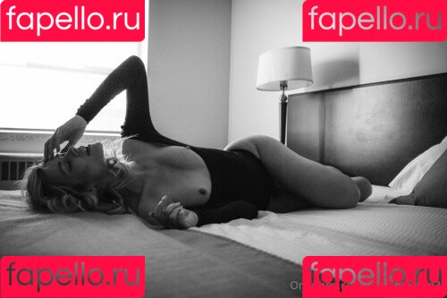 Olivia Carter Onlyfans Photo Gallery 