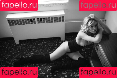 Olivia Carter Onlyfans Photo Gallery 