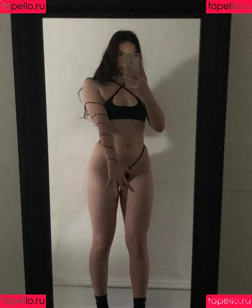 Liv Littlelivbug Onlyfans Photo Gallery 