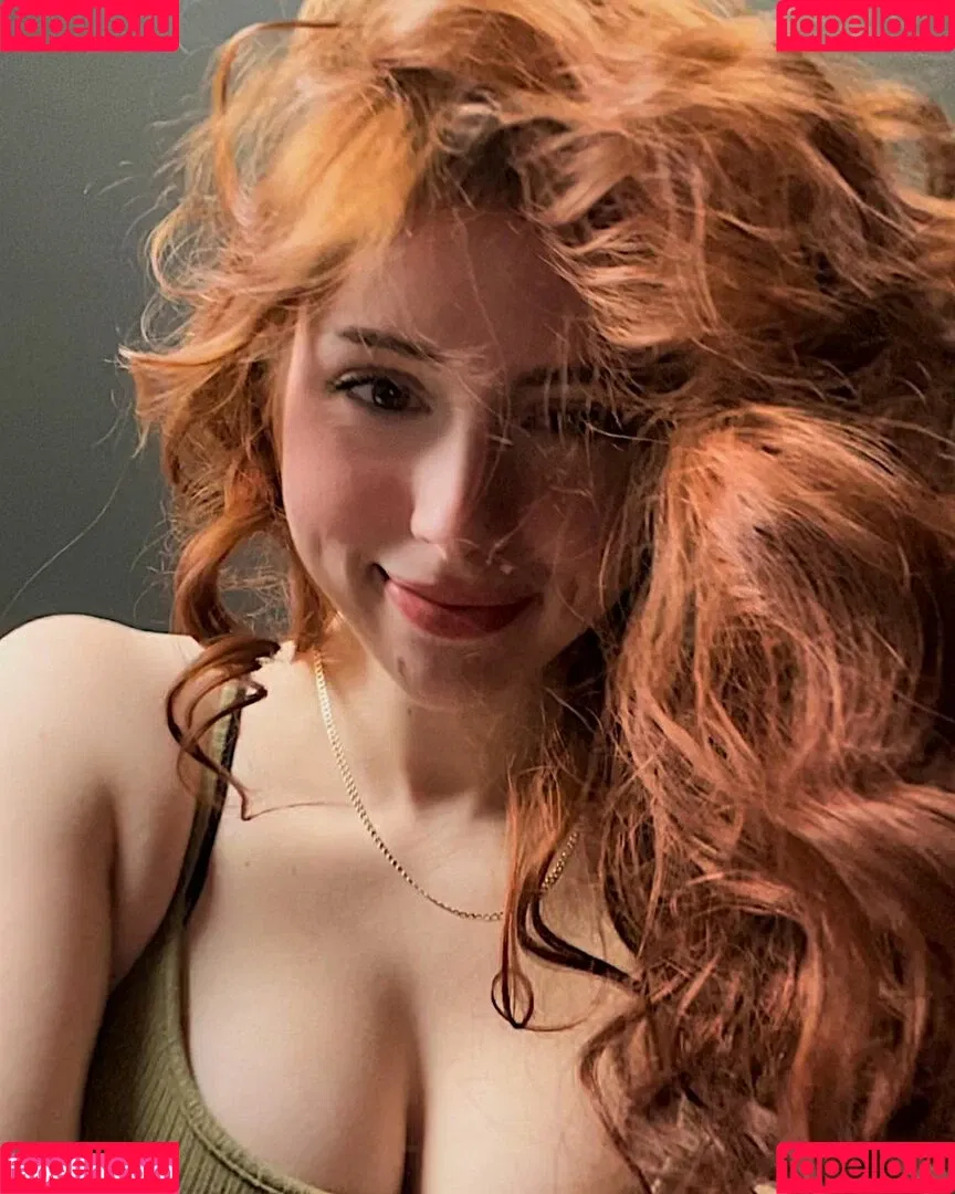 Liv Littlelivbug Onlyfans Photo Gallery 
