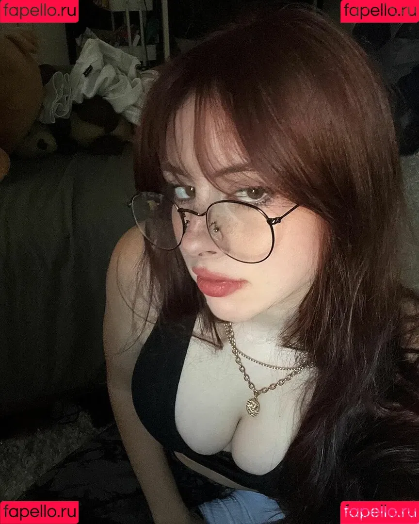 Liv Littlelivbug Onlyfans Photo Gallery 