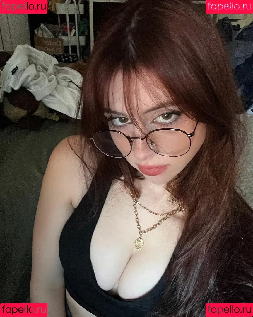 Liv Littlelivbug Onlyfans Photo Gallery 