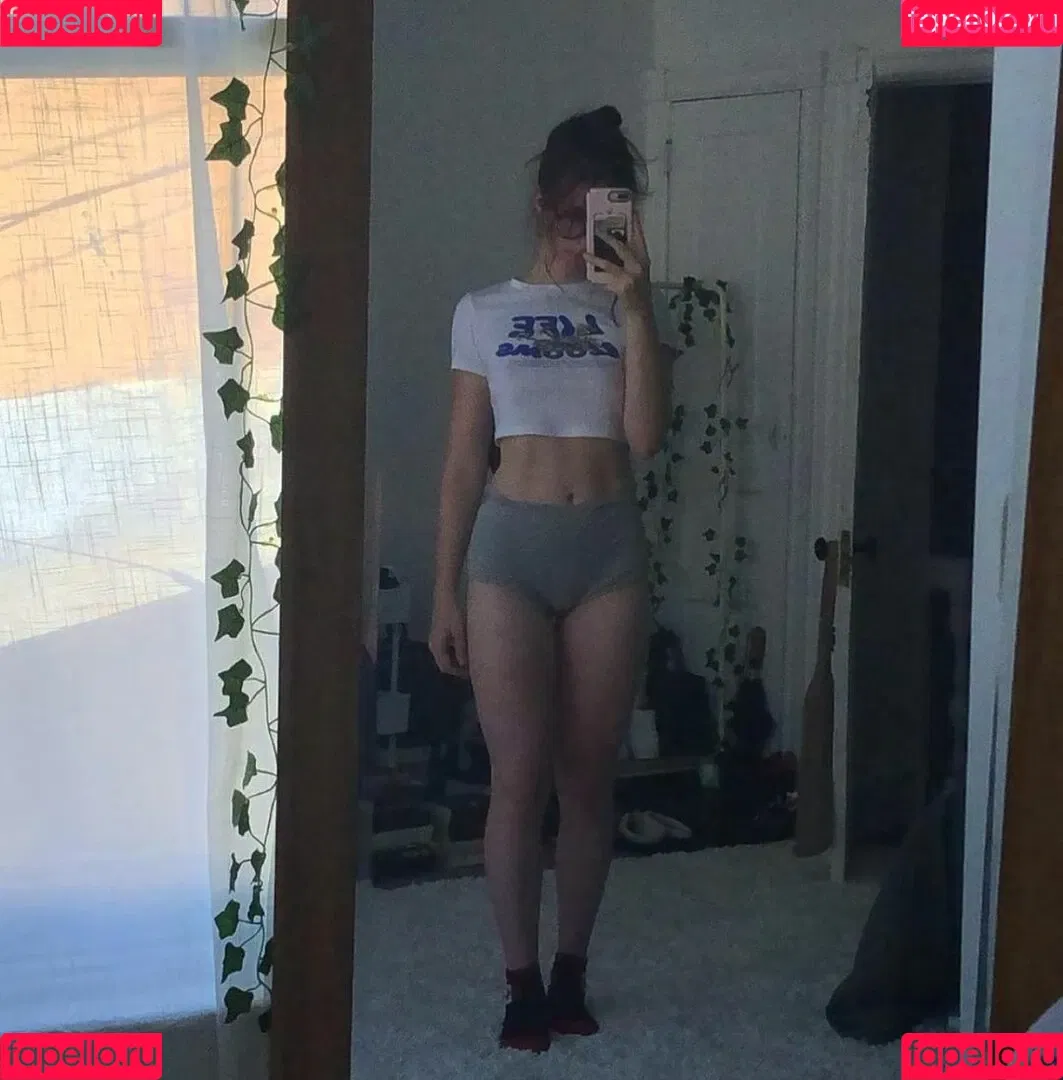 Liv Littlelivbug Onlyfans Photo Gallery 