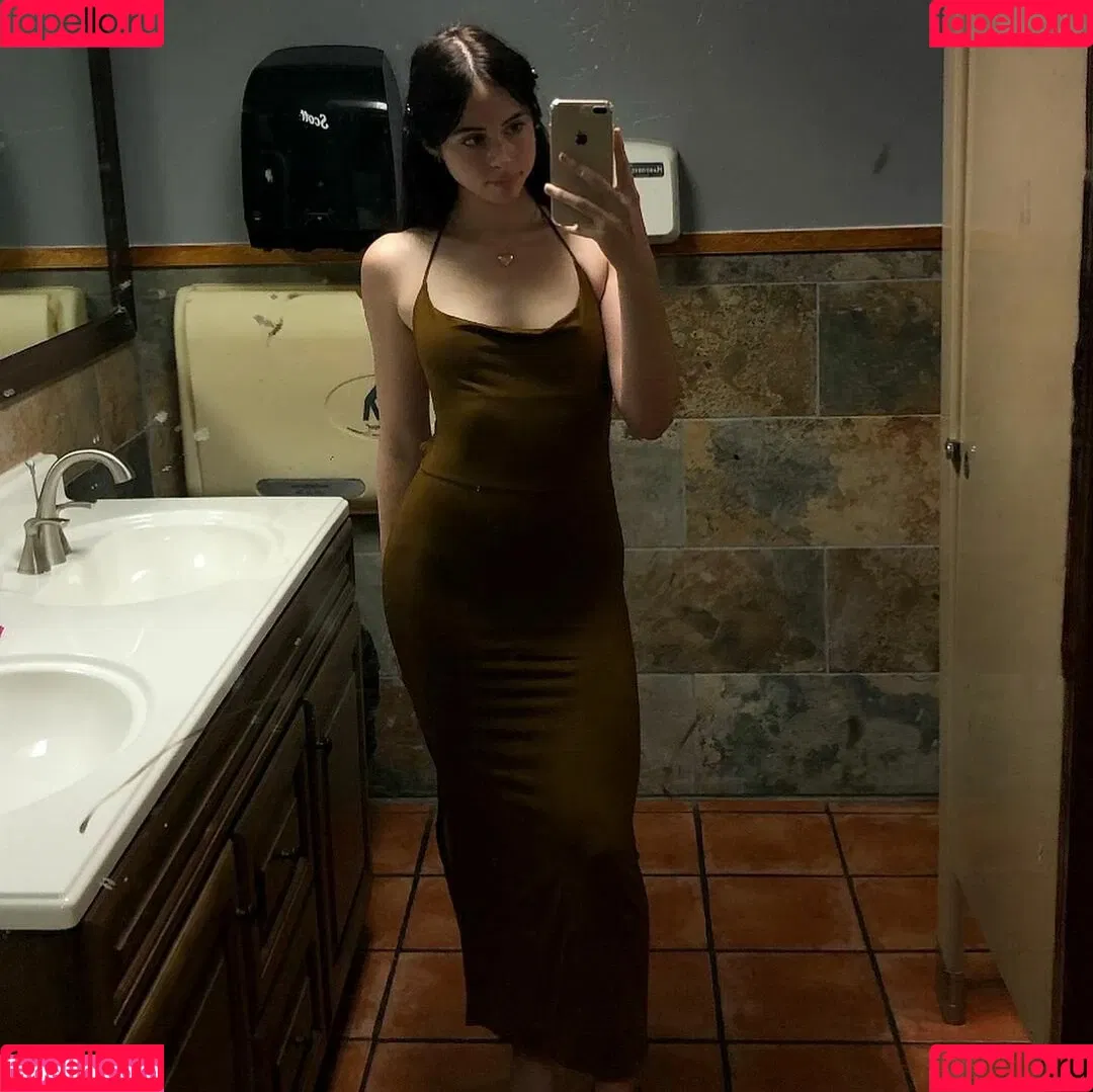 Liv Littlelivbug Onlyfans Photo Gallery 