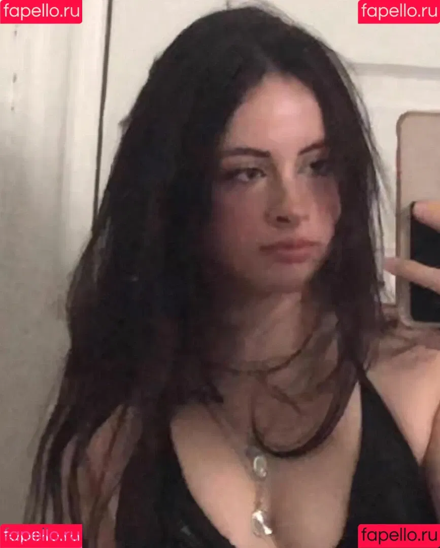 Liv Littlelivbug Onlyfans Photo Gallery 