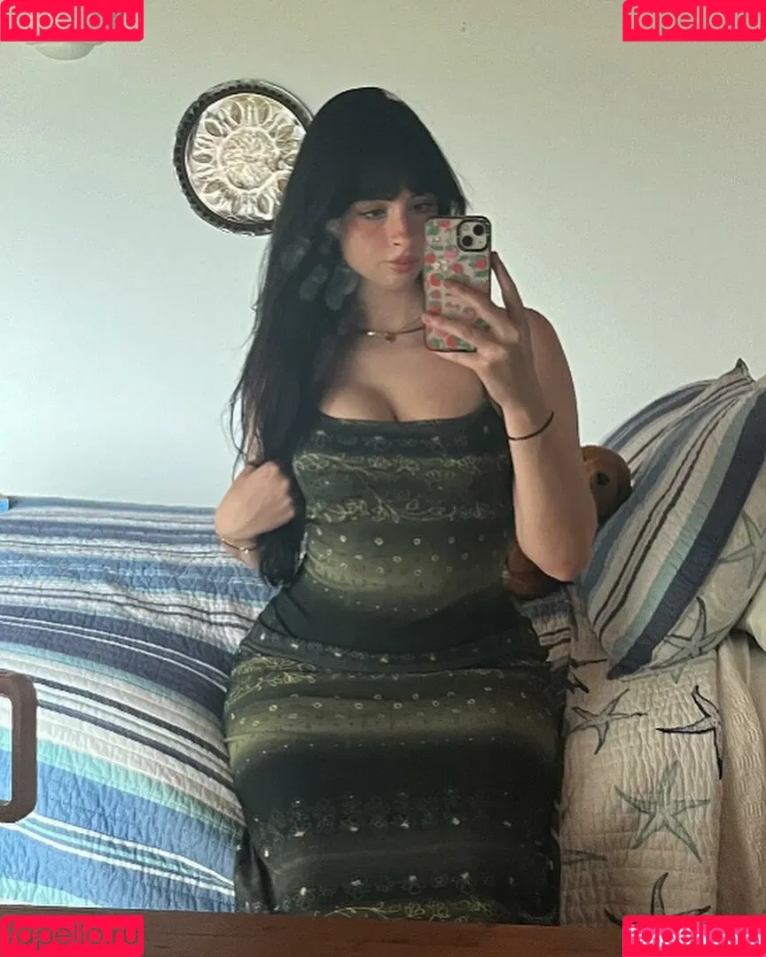 Liv Littlelivbug Onlyfans Photo Gallery 