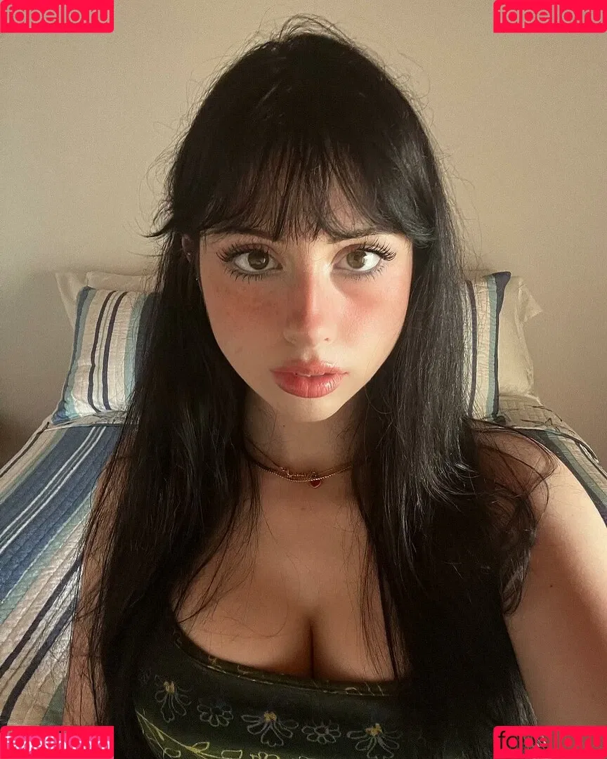 Liv Littlelivbug Onlyfans Photo Gallery 