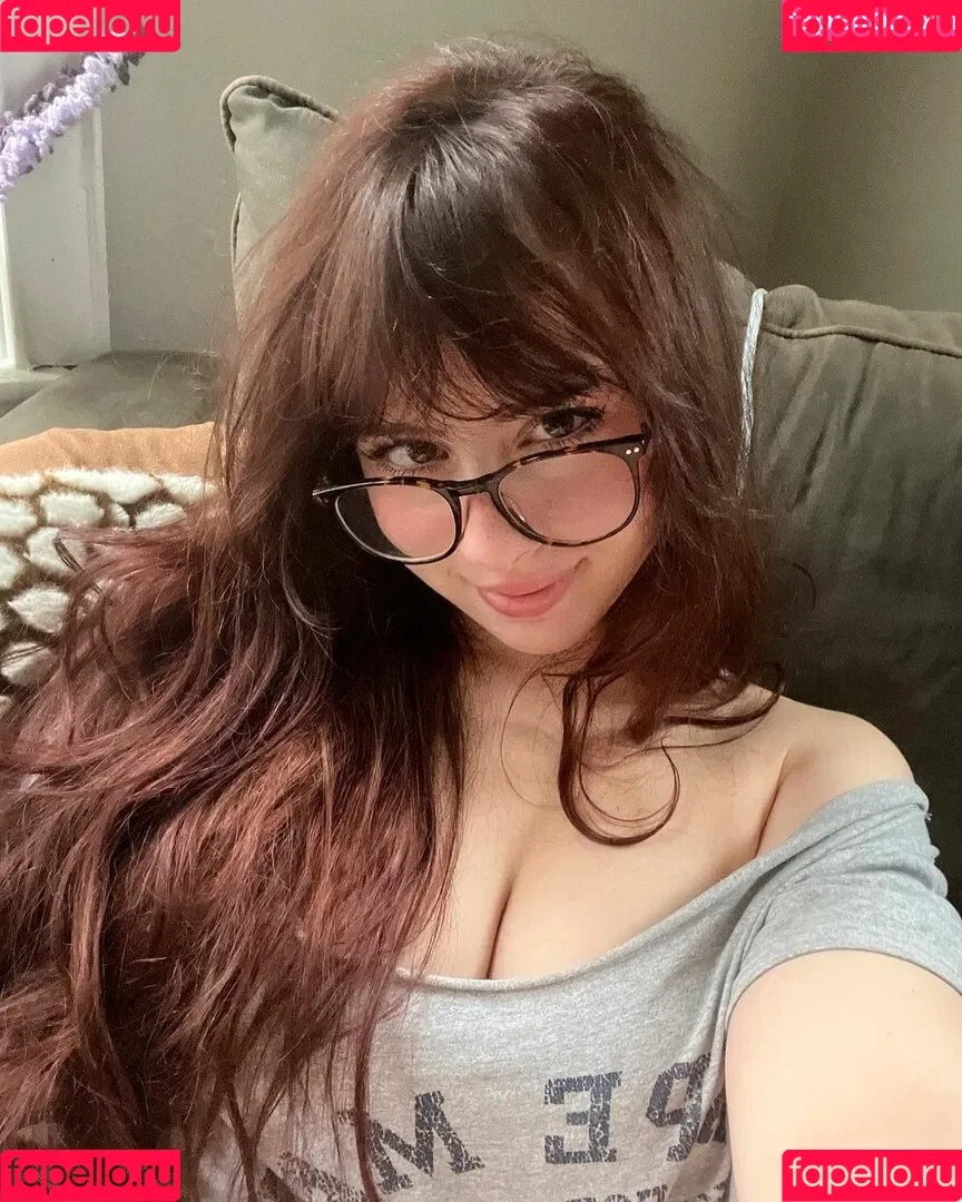 Liv Littlelivbug Onlyfans Photo Gallery 