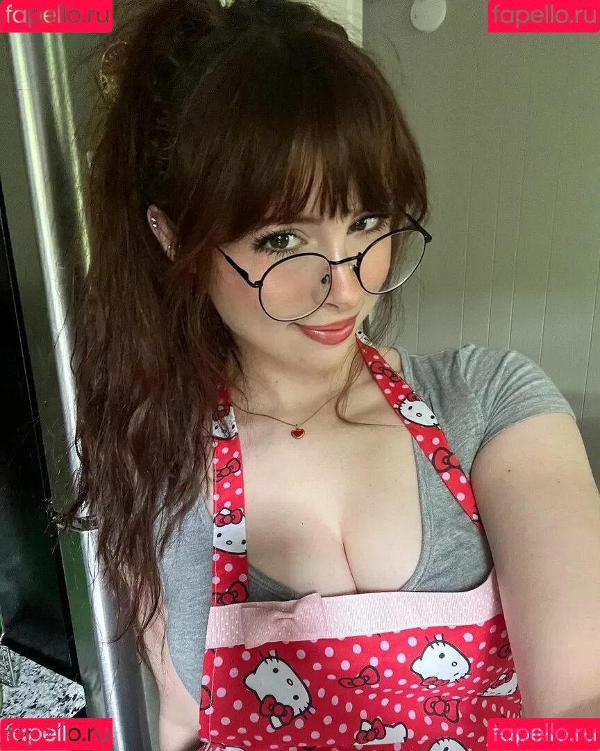 Liv Littlelivbug Onlyfans Photo Gallery 