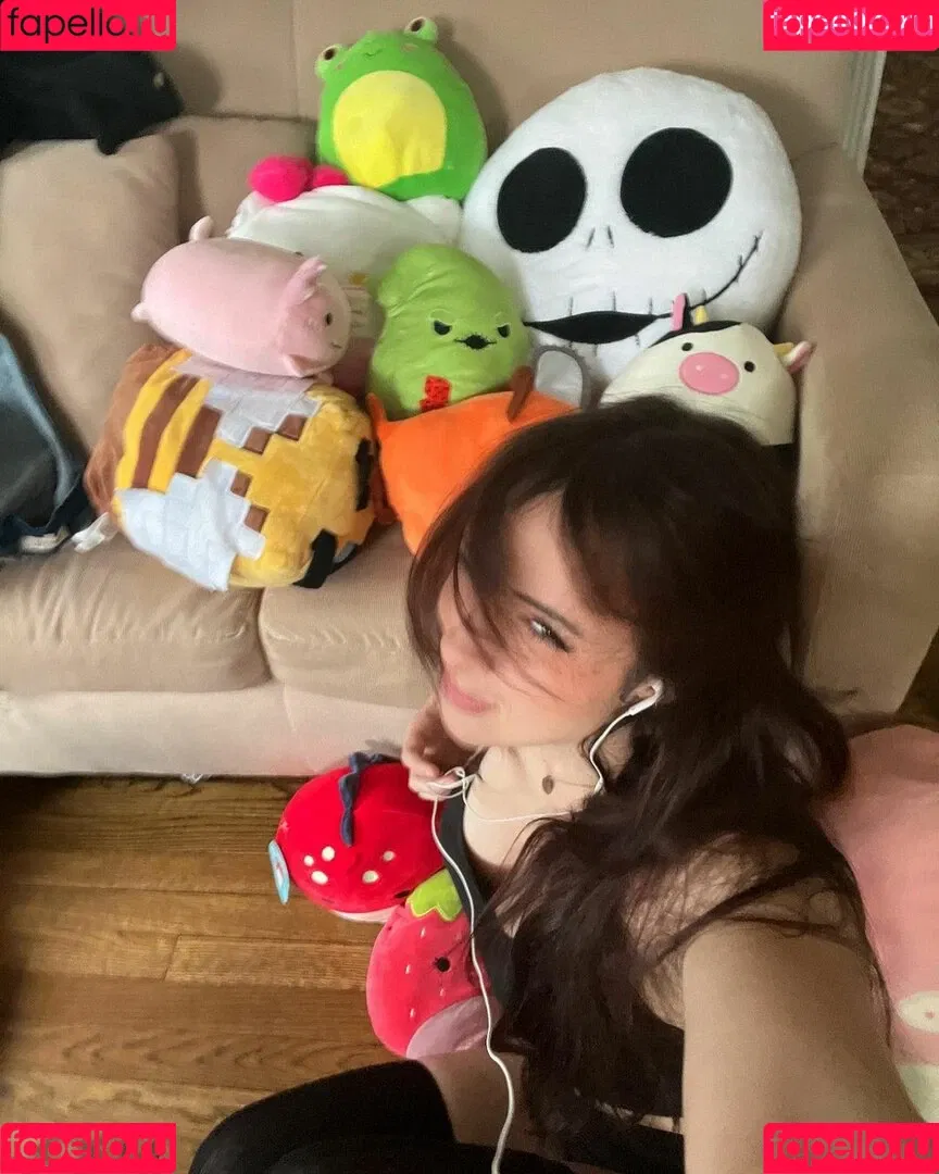 Liv Littlelivbug Onlyfans Photo Gallery 
