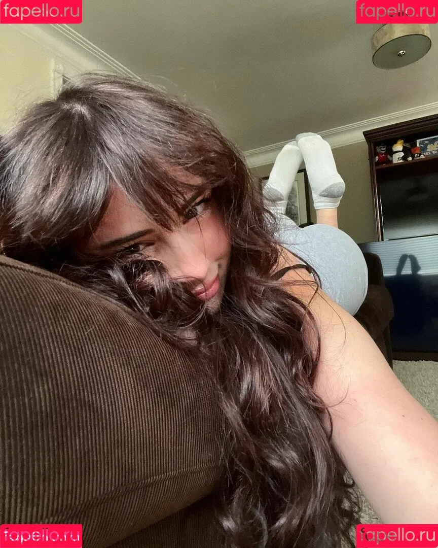 Liv Littlelivbug Onlyfans Photo Gallery 