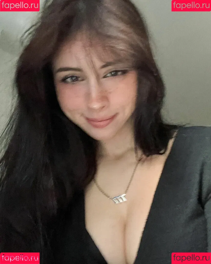 Liv Littlelivbug Onlyfans Photo Gallery 