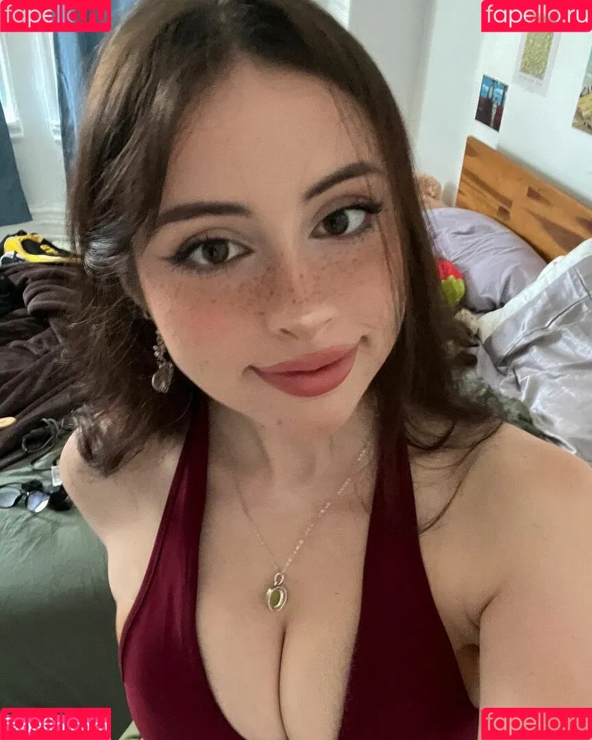 Liv Littlelivbug Onlyfans Photo Gallery 