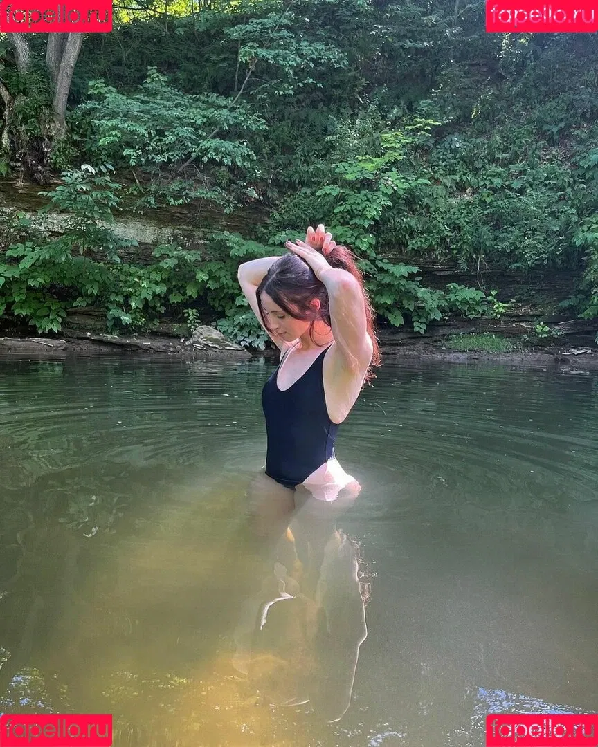 Liv Littlelivbug Onlyfans Photo Gallery 
