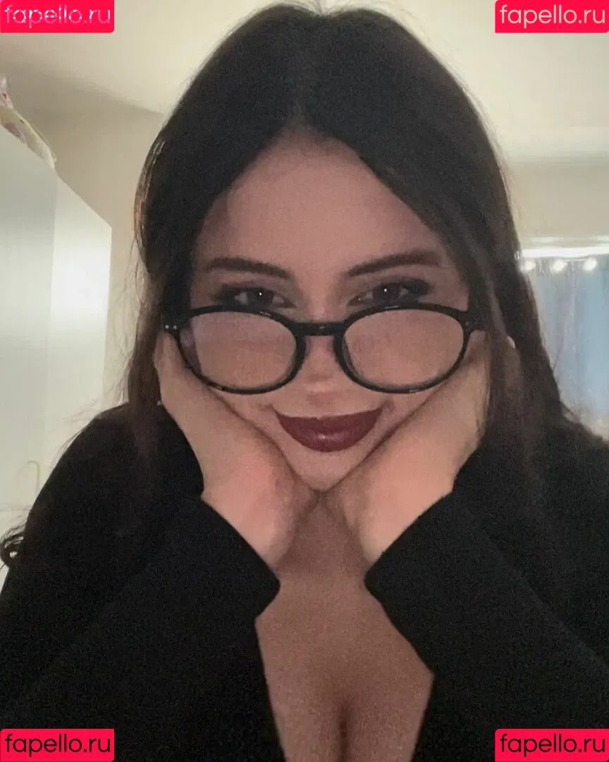 Liv Littlelivbug Onlyfans Photo Gallery 
